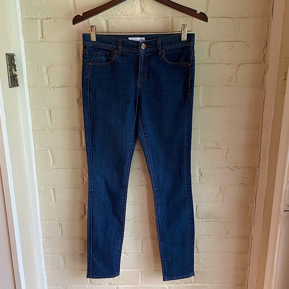 Ann Taylor Loft size 0 dark blue denim skinny jeans casual